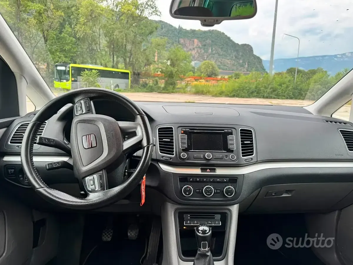 Usata Seat Alhambra 150 CV (110 kW) 2014 Bianco Monovolume