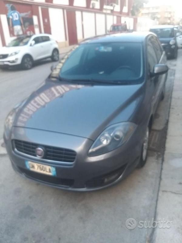 Grigio Usata 2008 Fiat Croma Dynamic Tre volumi | 2600 € (Buon prezzo) - Immagine 1/4