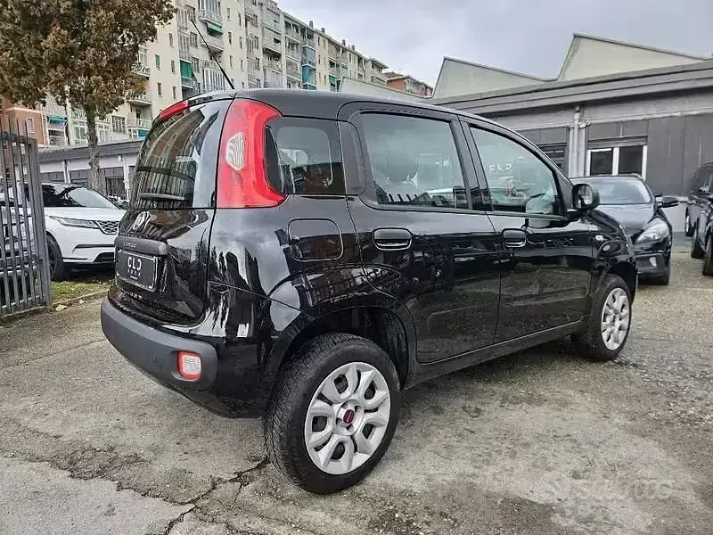 Usata Fiat Panda Easy 85 CV (62 kW) 2018 Nero Utilitaria
