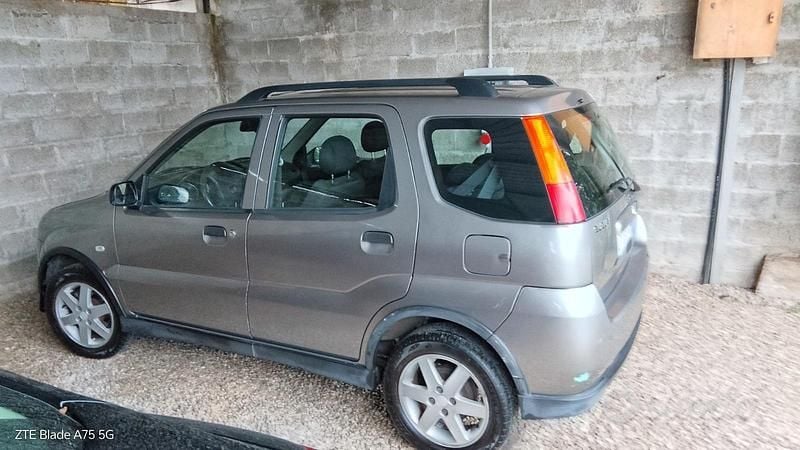Usata Suzuki Ignis 99 CV (72 kW) 2003 Utilitaria