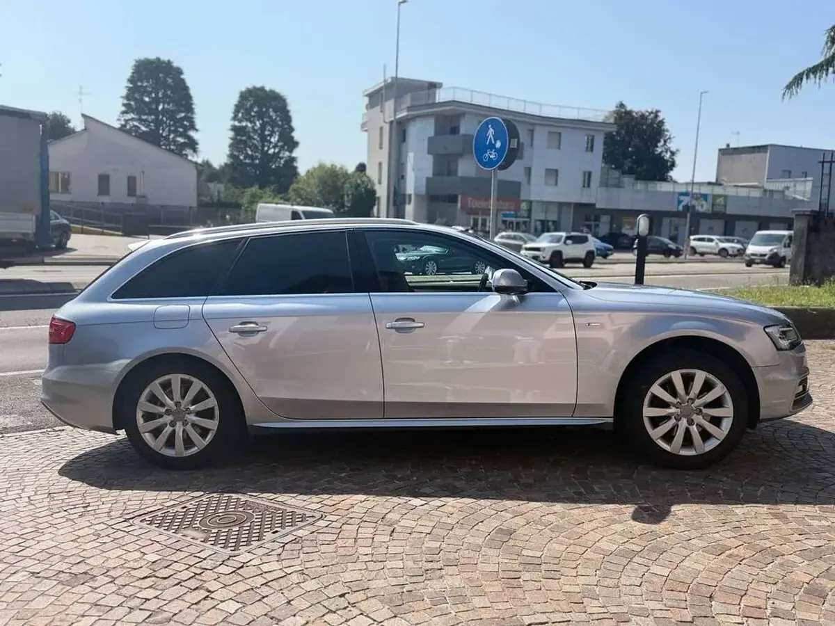 Usata Audi A4 Business 150 CV (110 kW) 2015 Argento Station wagon