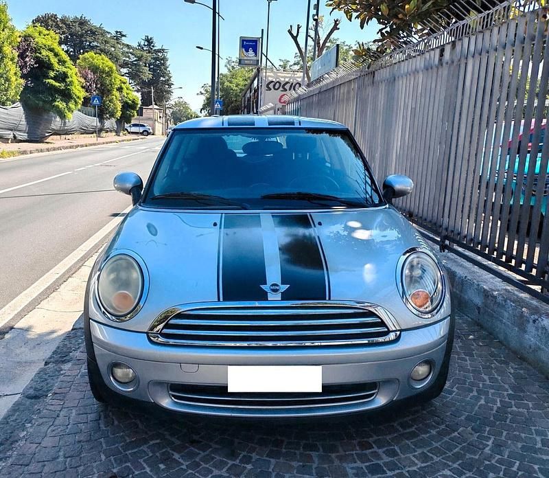Usata Mini Cooper 120 CV (88 kW) 2007 Argento Utilitaria