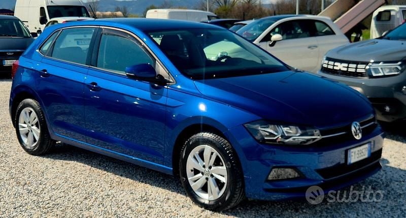 Usata VW Polo Sportline 89 CV (65 kW) 2019 Blu Utilitaria