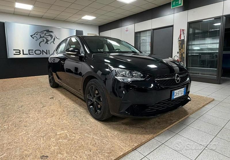Używany Opel Corsa Edition 75 KM (55 kW) 2020 Czarny Sedan/Limuzyna