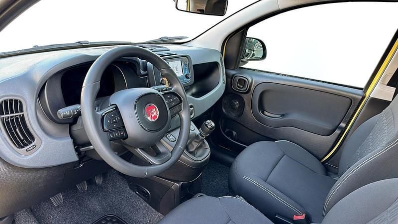Nuova Fiat Panda Icon 70 CV (51 kW) 2025 Giallo Utilitaria