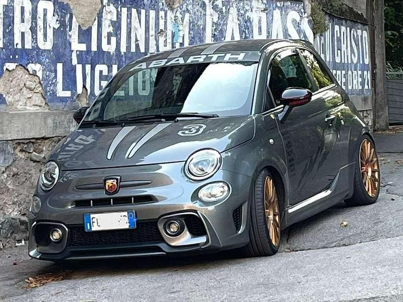 Grigio Usata 2016 Abarth 595 Competizione Due volumi | 16.500 € (Buon prezzo) - Immagine 1/4