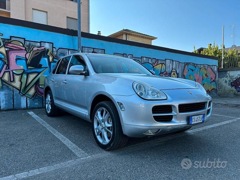 Usata Porsche Cayenne 340 CV (250 kW) 2004 Grigio SUV