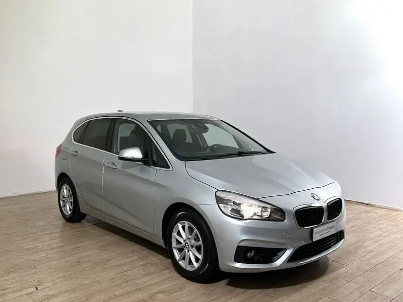 Usata BMW 216 Advantage 102 CV (75 kW) 2016 Argento Station wagon