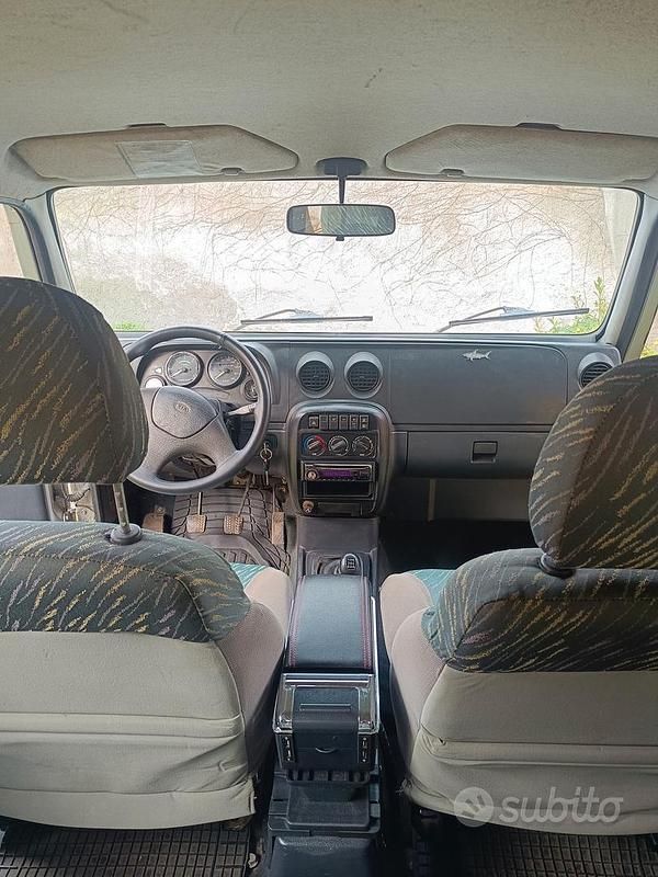 Usata Kia Retona 2000 SUV