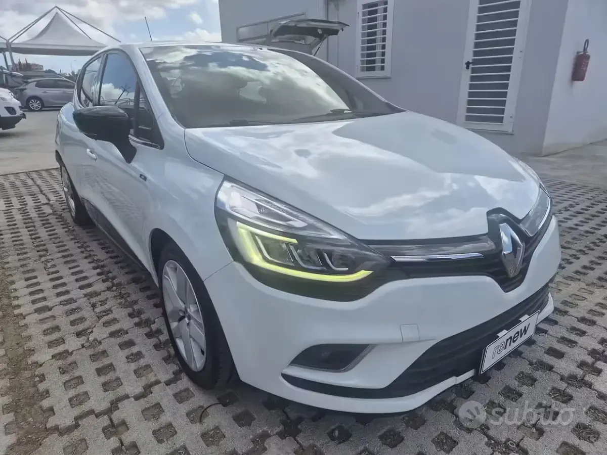 Usata Renault Clio IV Zen 90 CV (66 kW) 2019 Bianco Berlina
