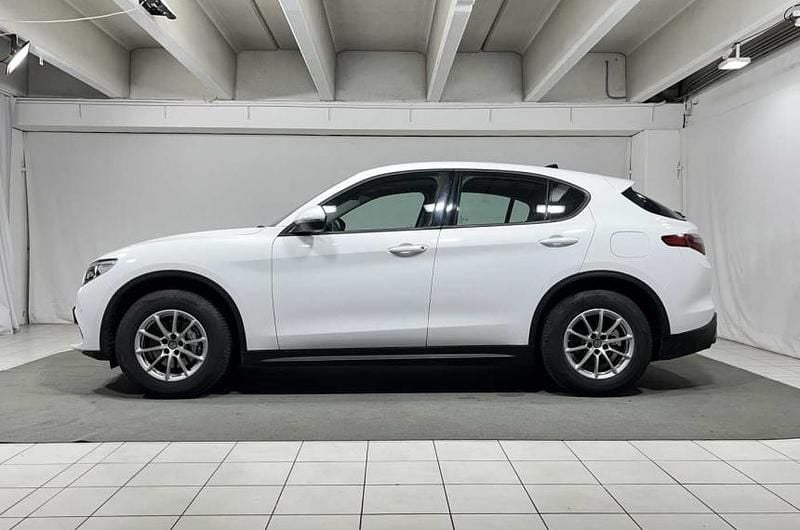 Usata Alfa Romeo Stelvio Veloce 210 CV (154 kW) 2017 Bianco SUV