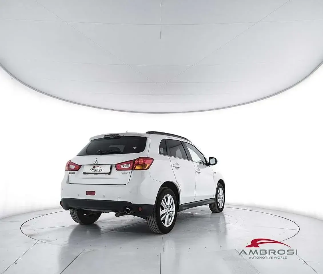 Usata Mitsubishi ASX Intense 116 CV (85 kW) 2014 Bianco SUV