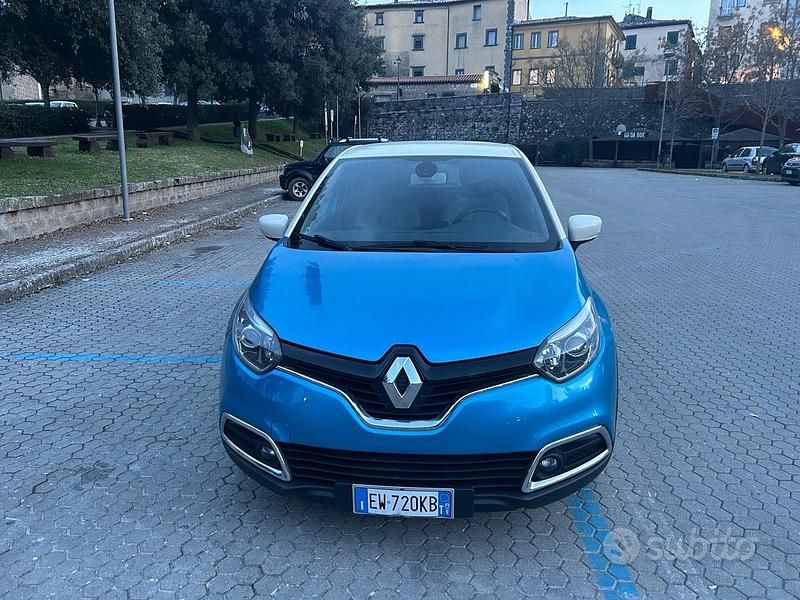 Usata Renault Captur 90 CV (66 kW) 2014 Blu SUV