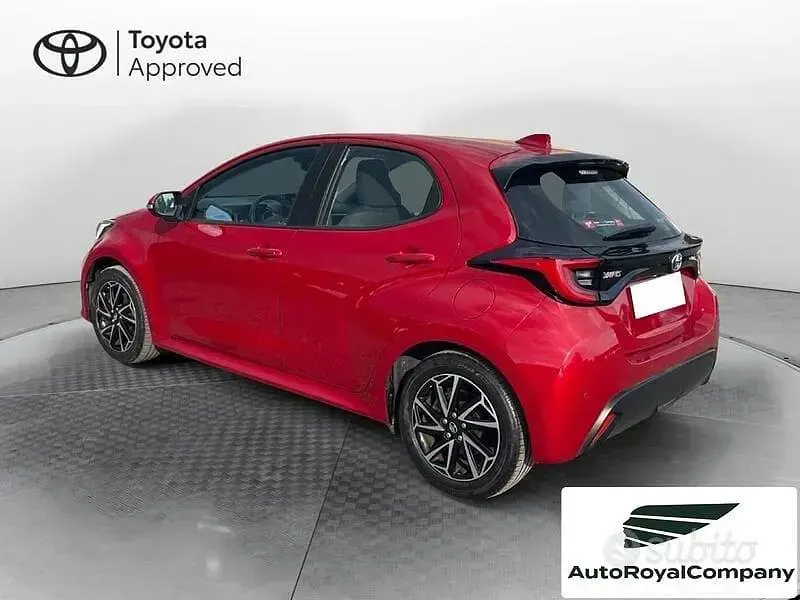 Usata Toyota Yaris Hybrid Trend 116 CV (85 kW) 2022 Other Berlina