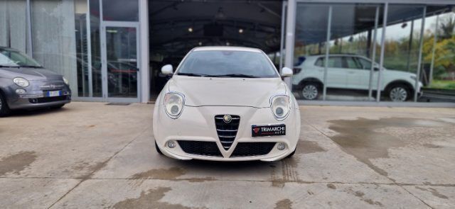 Bianco pastello Usata 2012 Alfa Romeo MiTo Distinctive Due volumi | 5000 € (Buon prezzo) - Immagine 1/4