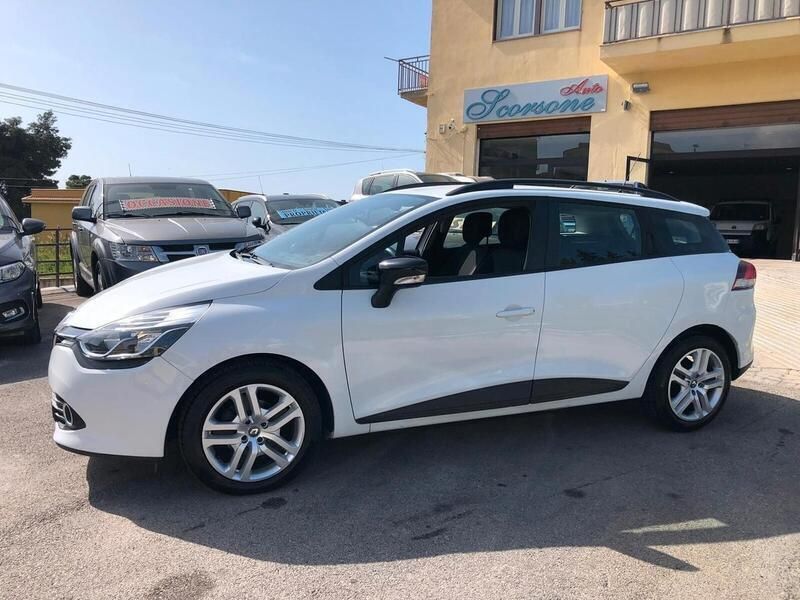 Usata Renault Clio GrandTour 75 CV (55 kW) 2019 Bianco Station wagon