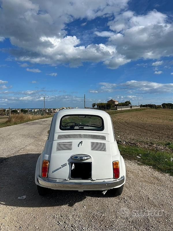 Bianco Usata 1970 Fiat 500 Tre volumi | 7500 € - Immagine 1/4
