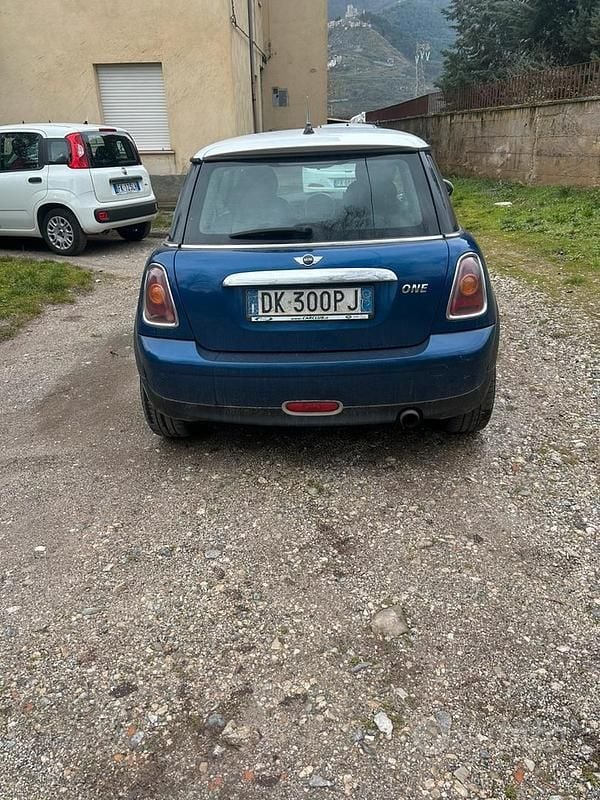 Usata Mini Cooper 2008 Blu Utilitaria