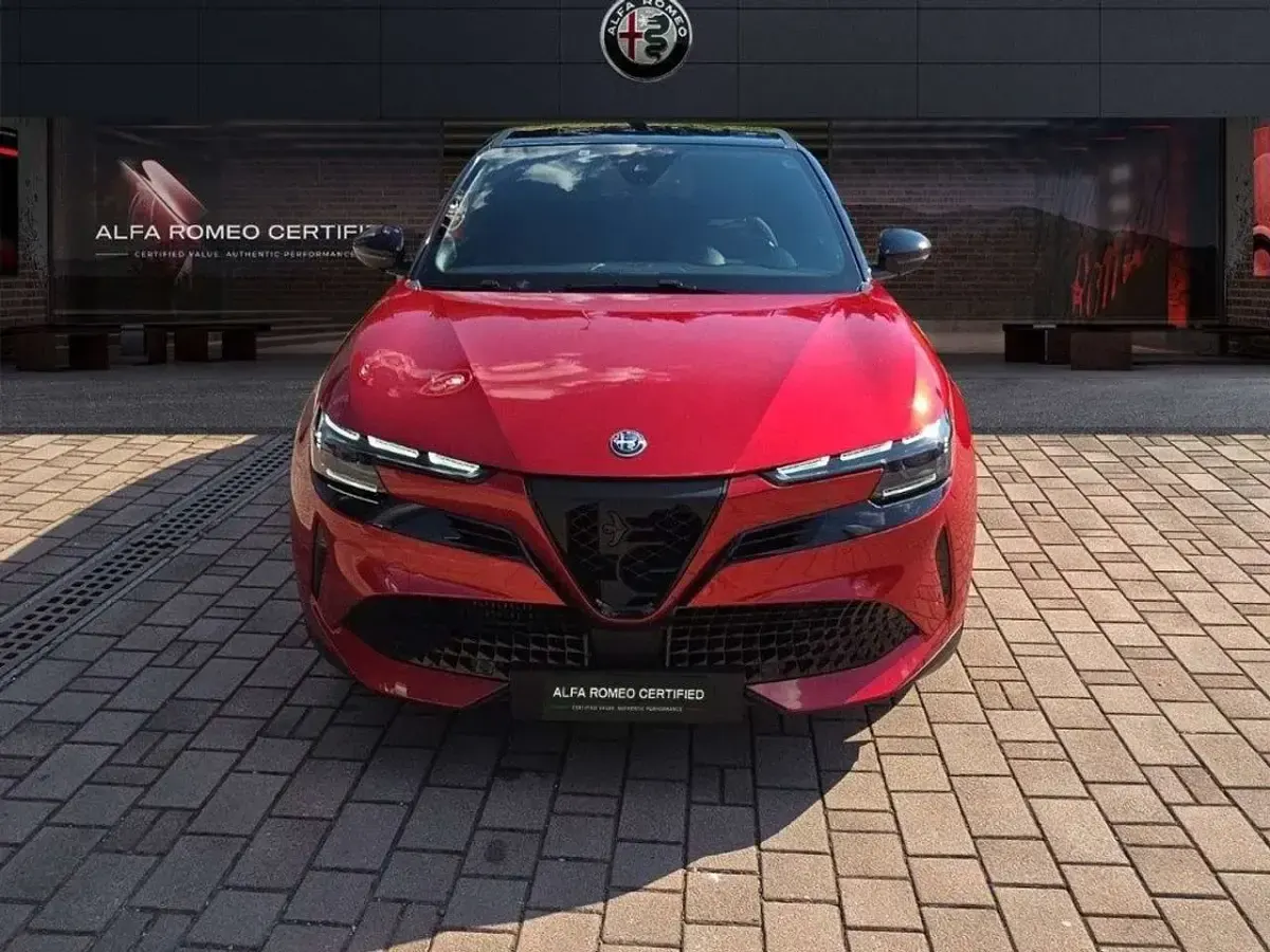 Usata Alfa Romeo GT Junior Edizione Speciale 136 CV (100 kW) 2025 Rosso SUV