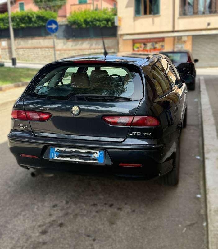 Usata 2004 Alfa Romeo 156 Distinctive Station wagon | 1500 € (Buon prezzo) - Immagine 1/4
