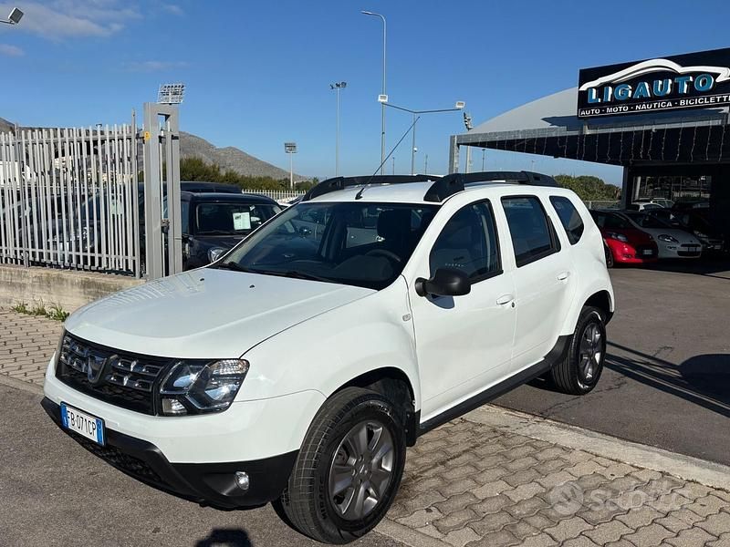 Usata Dacia Duster Ambiance 110 CV (80 kW) 2015 Bianco Station wagon