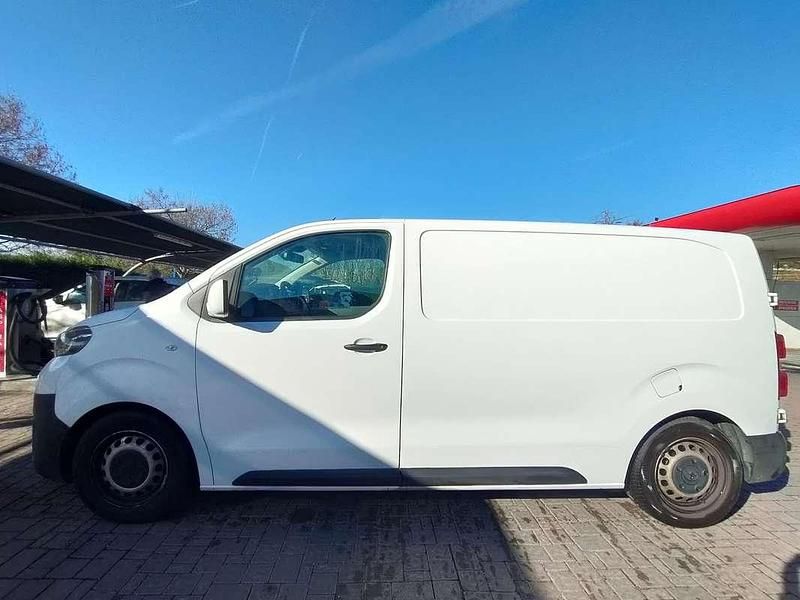Bianco Usata 2017 Toyota Proace Furgone | 11.500 € (Ottimo prezzo) - Immagine 1/4