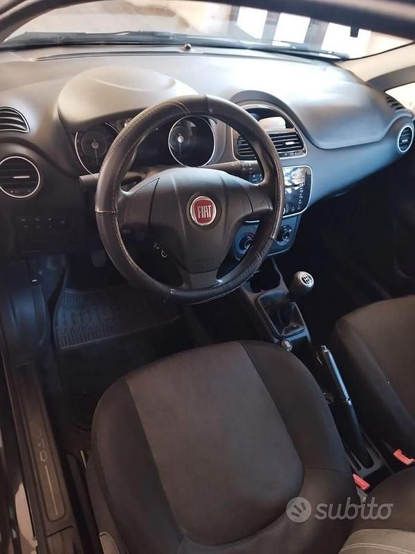 Occasion Fiat Punto 75 ch (55 kW) 2015 Noir Citadine