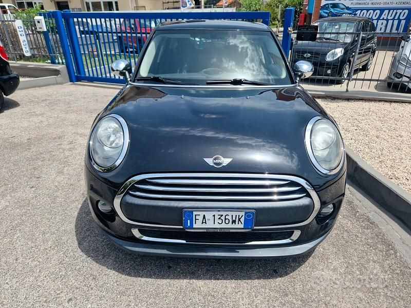 Usata Mini One D 95 CV (69 kW) 2015 Nero Utilitaria