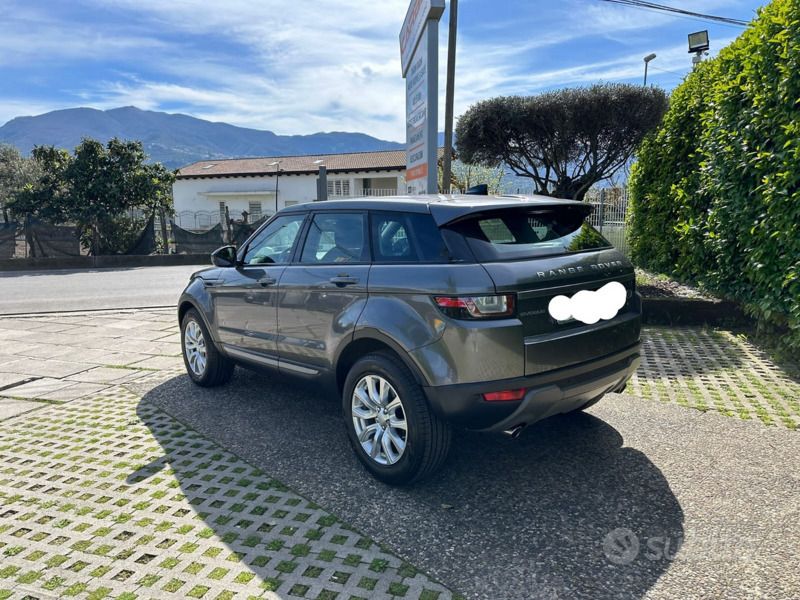 Usata Land Rover Range Rover evoque 2018 Grigio SUV