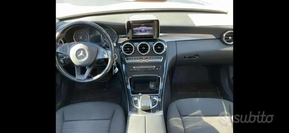 Usata Mercedes C180 AMG Edition 1 156 CV (114 kW) 2017 Bianco Berlina