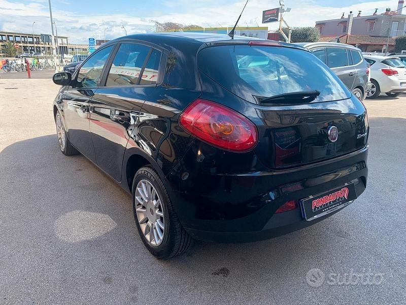 Usata Fiat Bravo 90 CV (66 kW) 2011 Nero Utilitaria
