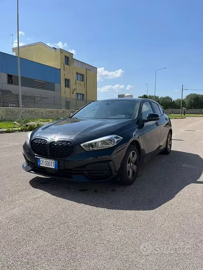 Usata BMW 116 Advantage 116 CV (85 kW) 2021 Nero Utilitaria