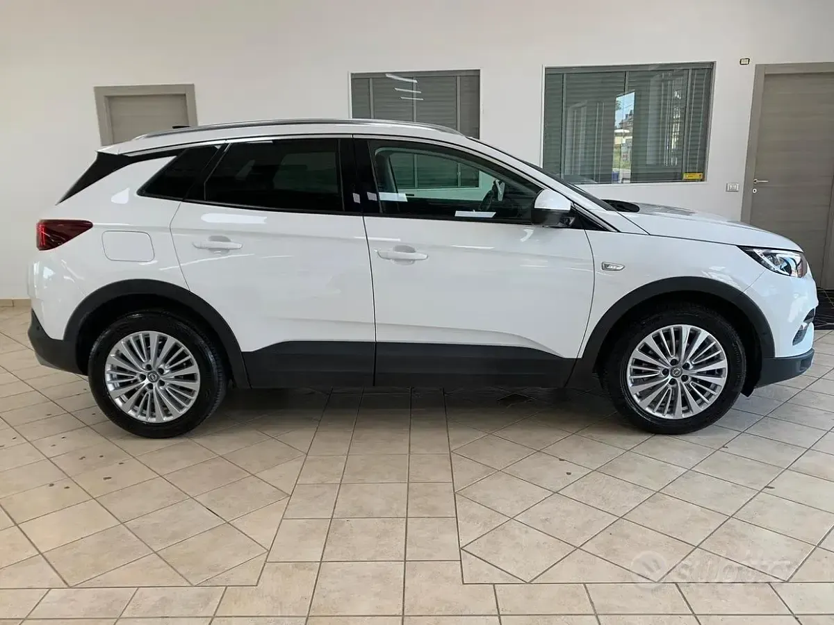 Usata Opel Grandland X Business 131 CV (96 kW) 2018 Bianco SUV