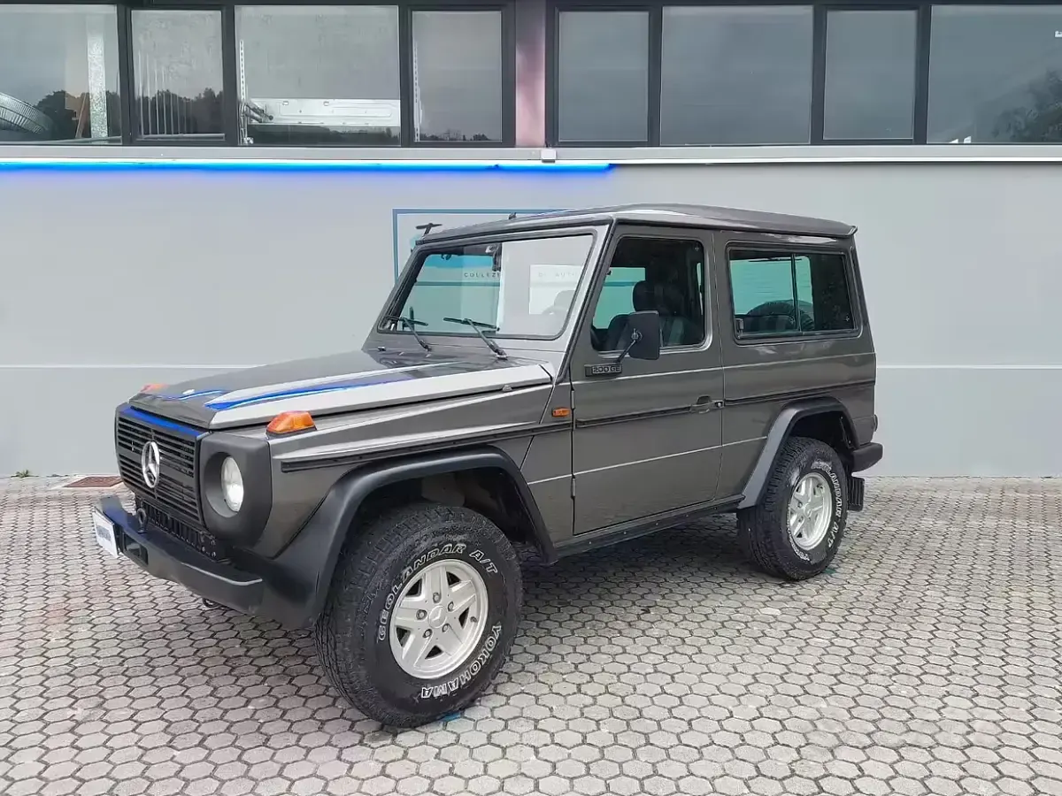 Usata Mercedes 200 109 CV (80 kW) 1988 Station wagon