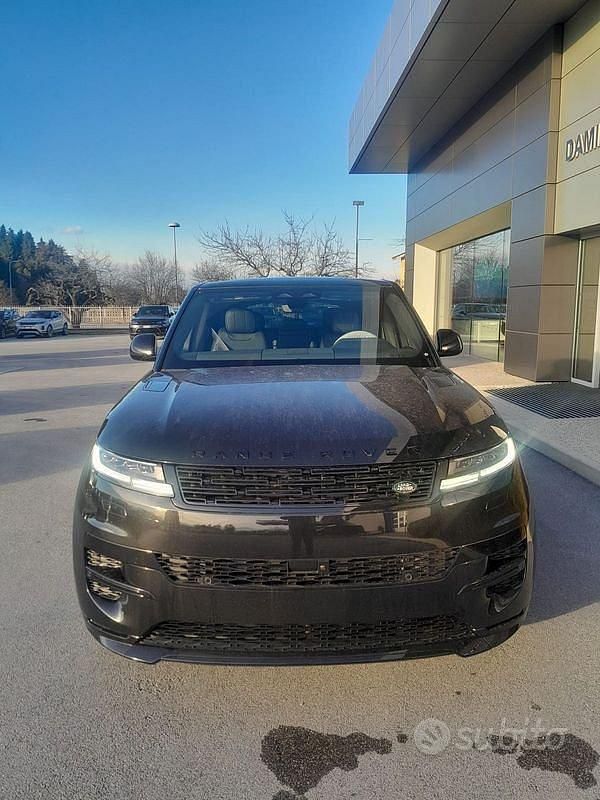 Nuova Land Rover Range Rover SE Dynamic 460 CV (338 kW) 2025 Nero SUV