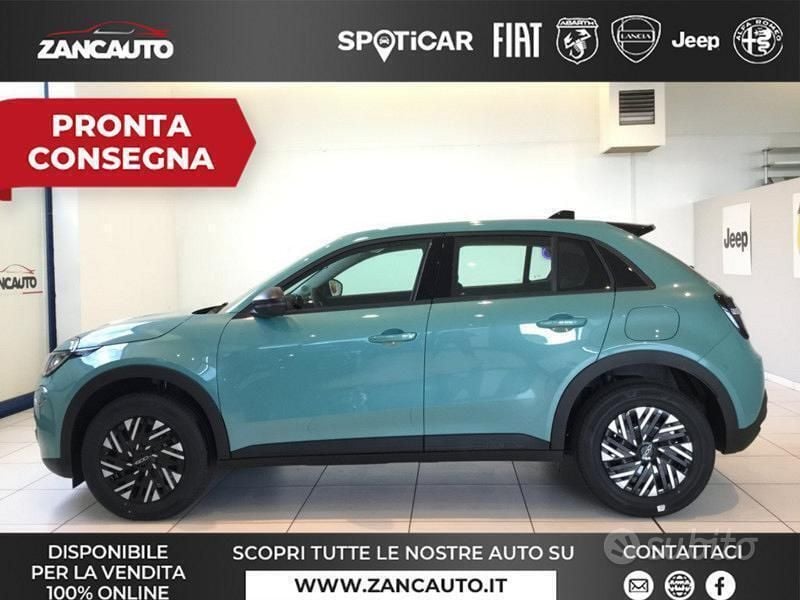 Nuova Fiat 600 110 CV (80 kW) 2025 Bianco SUV