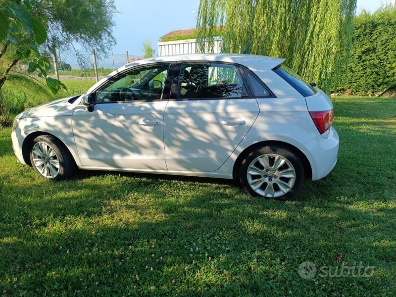 Usata Audi A1 90 CV (66 kW) 2013 Bianco Utilitaria