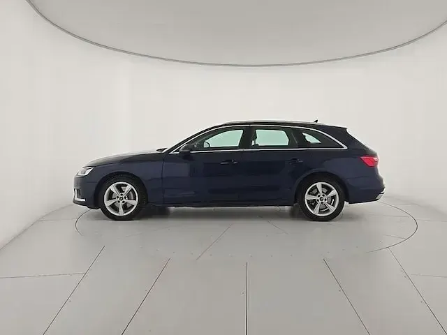 Usata Audi A4 Advanced 204 CV (150 kW) 2022 Blu/azzurro Station wagon