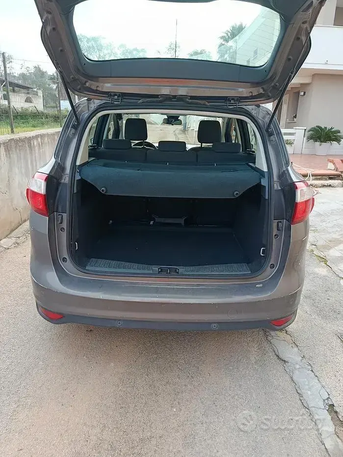 Usata Ford C-MAX 115 CV (84 kW) 2013 Monovolume