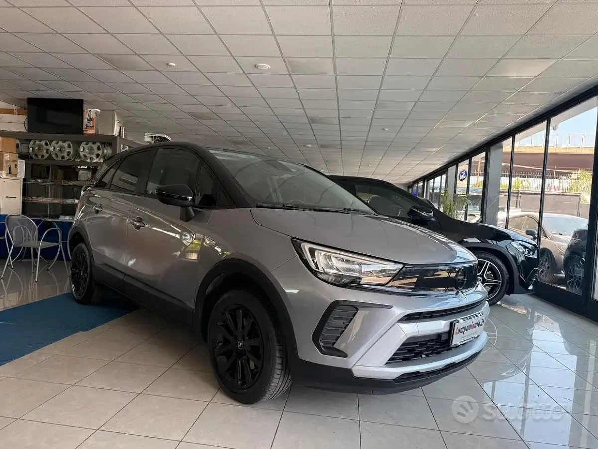Usata Opel Crossland Edition 120 CV (88 kW) 2021 Grigio SUV