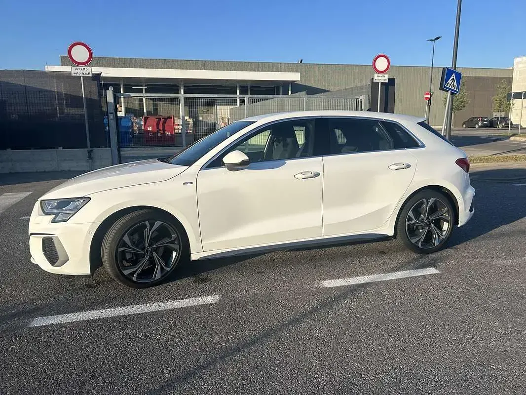 Usata Audi A3 S-Line 150 CV (110 kW) 2020 Berlina