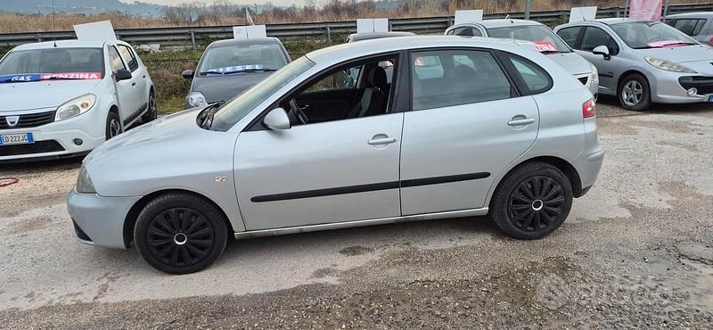 Usata Seat Ibiza 2004 Grigio Utilitaria