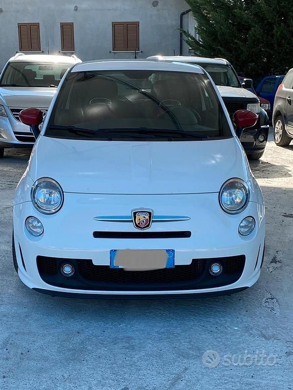 Usata Abarth 500 135 CV (99 kW) 2009 Bianco Utilitaria