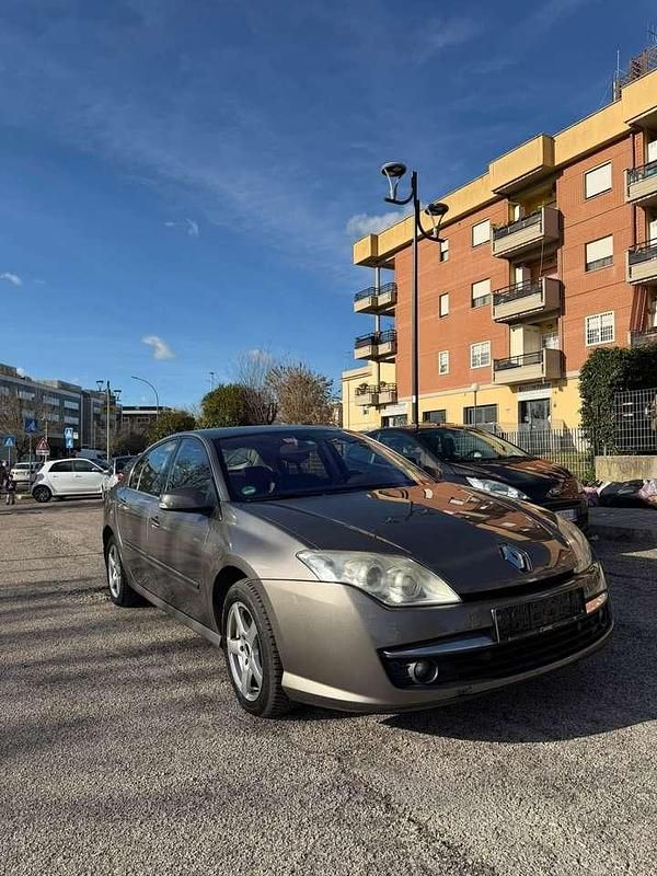 Usata Renault Laguna III 110 CV (80 kW) 2012 Other Berlina