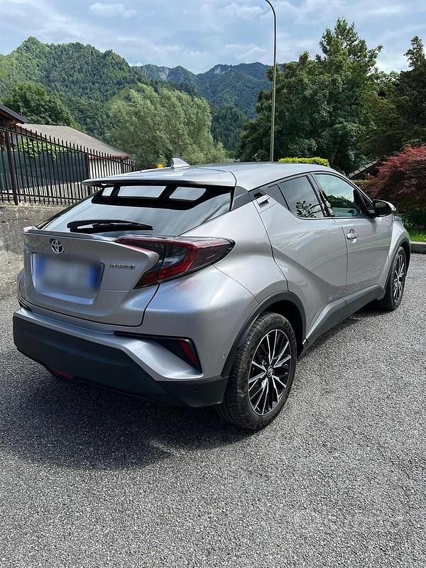 Usata Toyota C-HR Lounge 98 CV (72 kW) 2019 Grigio SUV