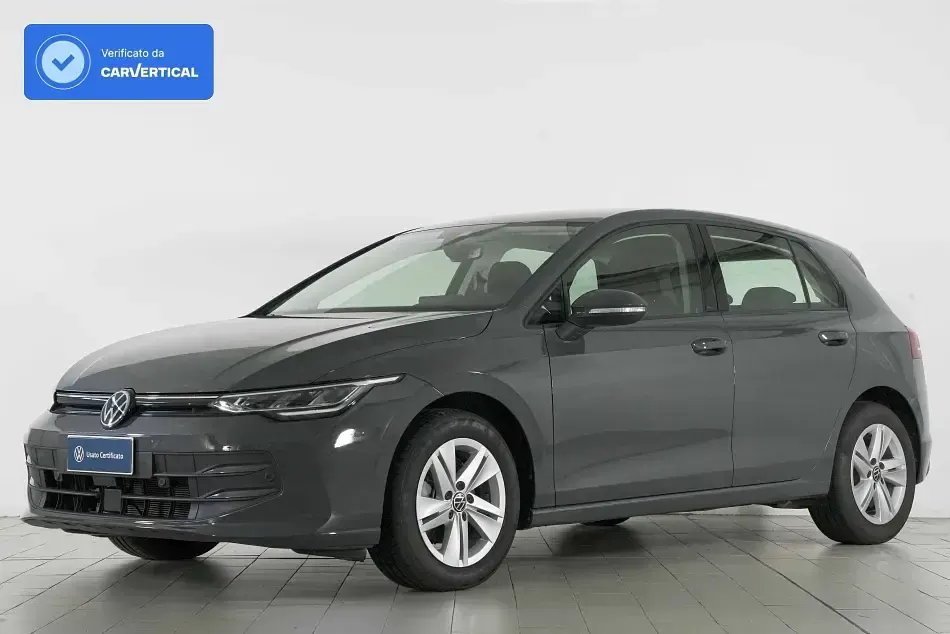 Usata VW Golf VIII Life 115 CV (84 kW) 2025