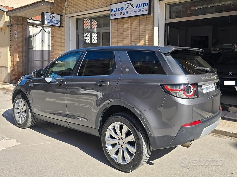 Usata Land Rover Discovery Sport HSE Luxury 150 CV (110 kW) 2015 Grigio SUV