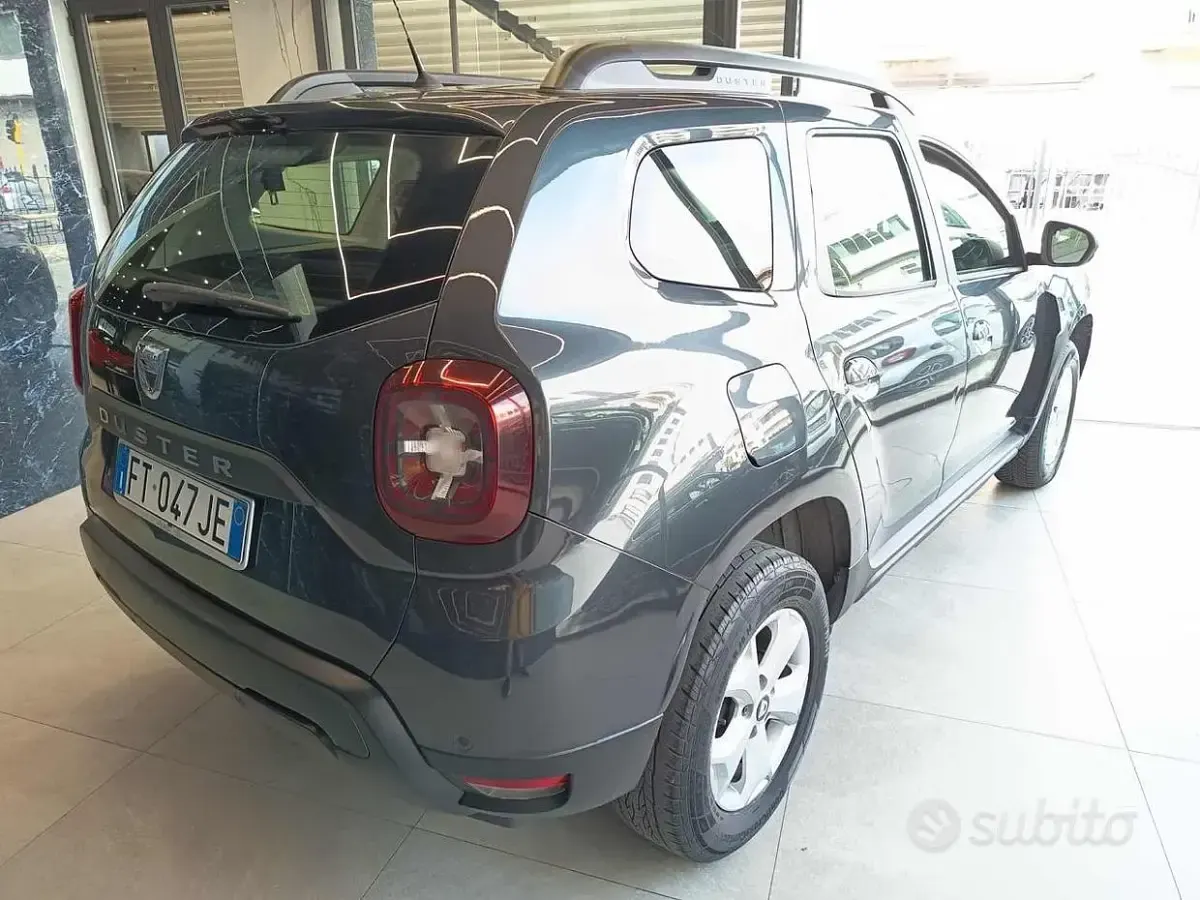 Usata Dacia Duster Prestige 116 CV (85 kW) 2019 Grigio SUV