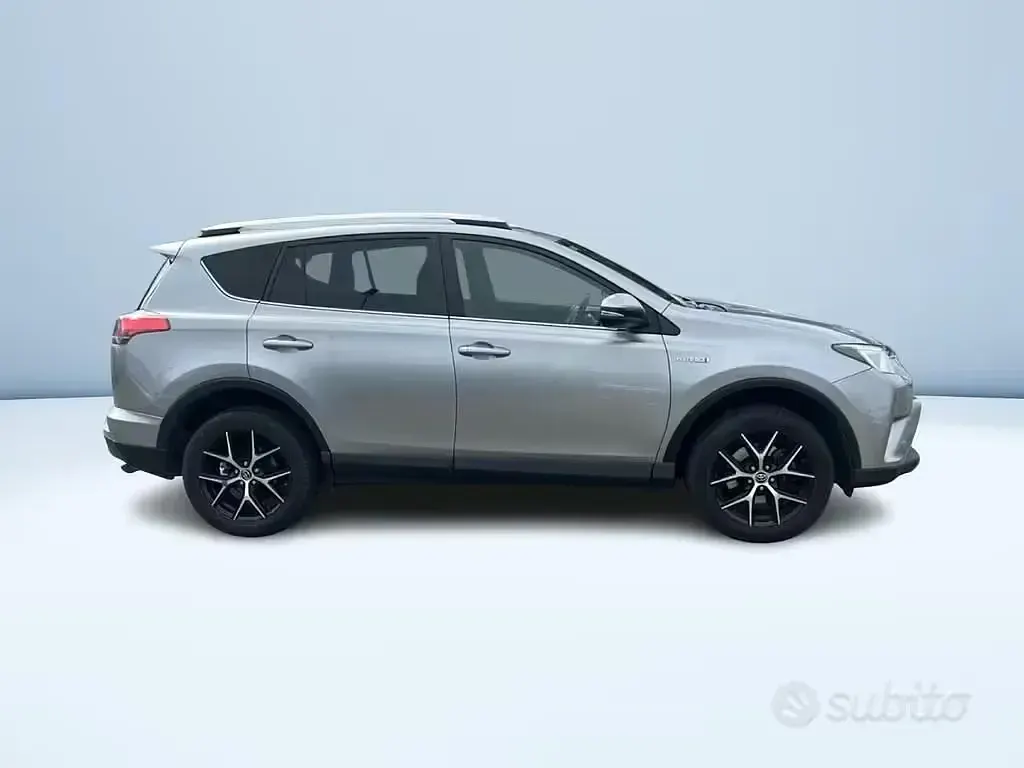 Usata Toyota RAV4 Hybrid Style 2016 SUV