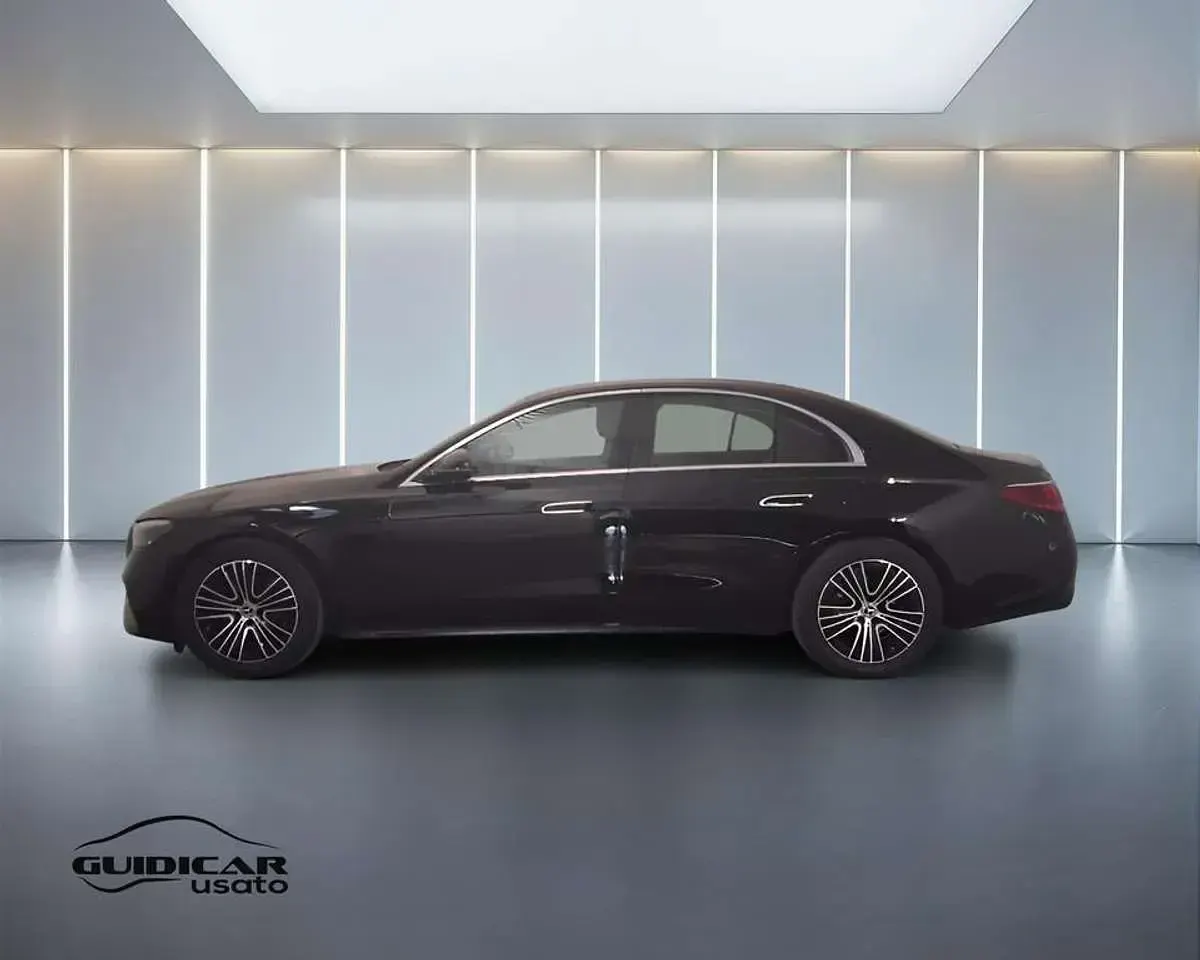 Usata Mercedes E200 Advanced 163 CV (119 kW) 2025 Nero Berlina